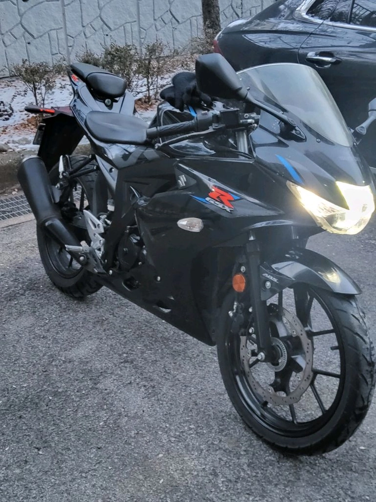 스즈키 gsx-r125 (개인) 이미지