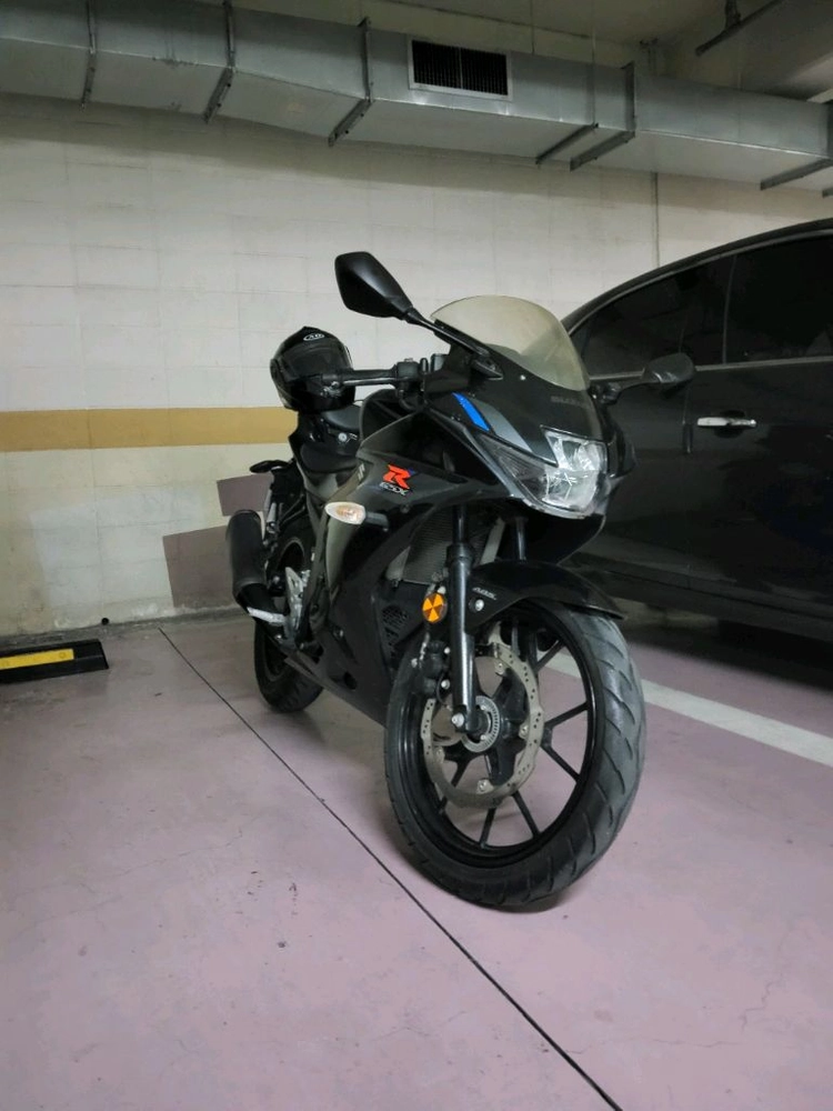 스즈키 gsx-r125 (개인) 이미지
