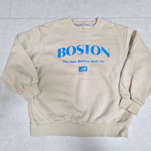 뉴발란스 150 맨투맨 기모있음