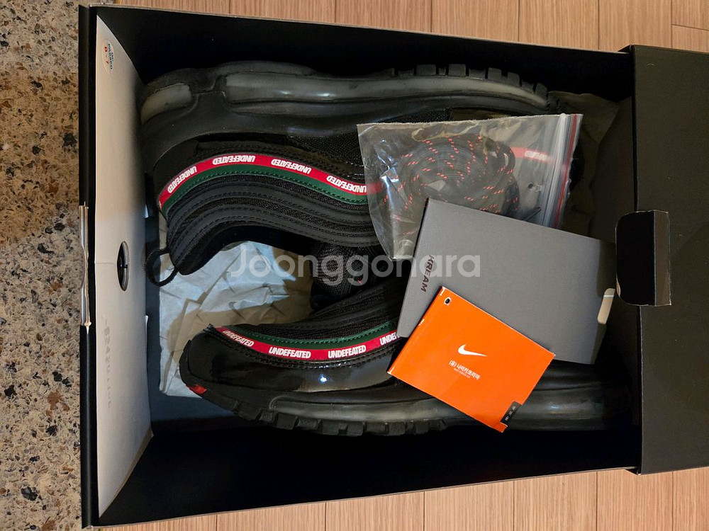 나이키 언디핏 에어맥스 97 블랙 260 사이즈--9