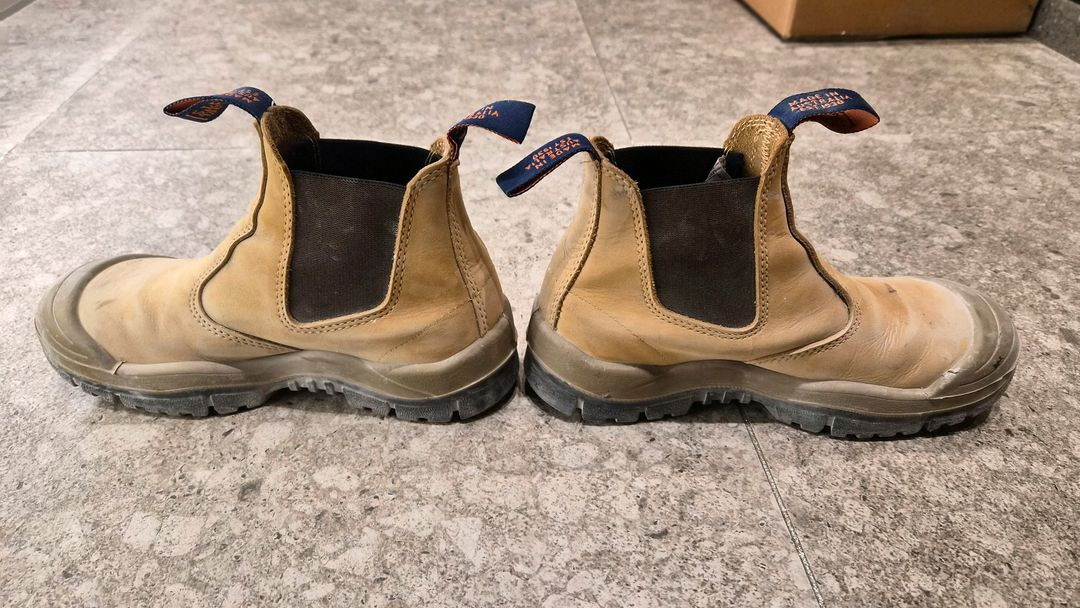 몽그렐 첼시부츠 팝니다 AU6.5--1