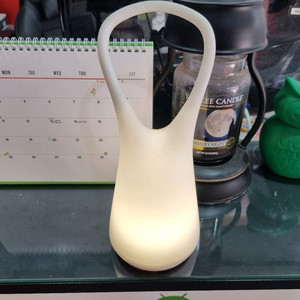 오프로즈 반디무드캠핑렌턴 판매합니다 이미지