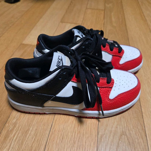 나이키 x NBA 덩크 로우 블랙 앤 칠리 레드 220mm 키즈 운동화