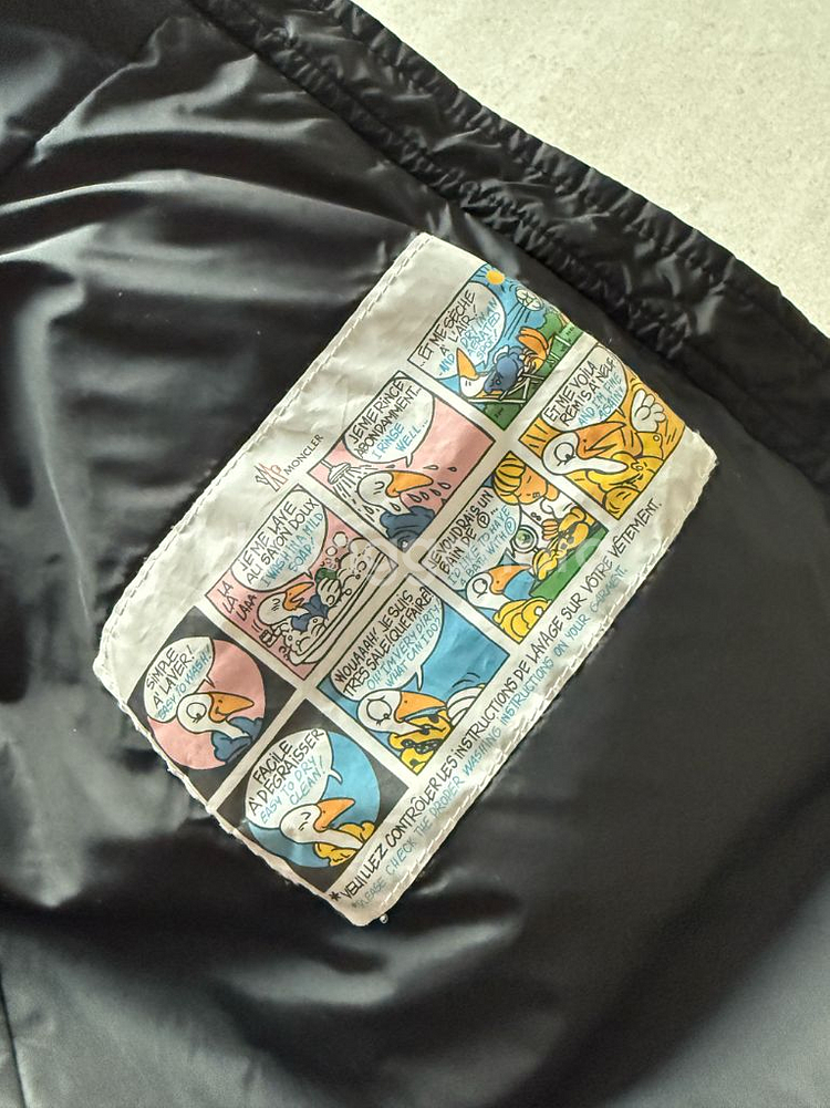 몽클레어 악상떼르 4사이즈 블랙--2