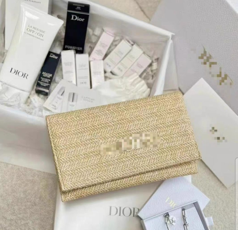 Dior라탄 골드체인 클러치백,이너백(박스 +새상품)--1