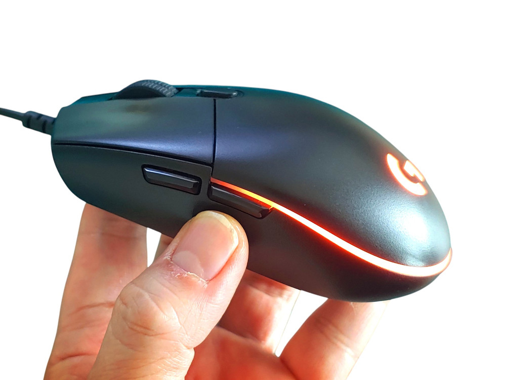 로지텍 G102 라이트싱크 2세대 게이밍 마우스--3