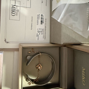 미꼬 로제 다이아 팔찌