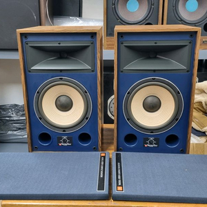 JBL 4305H 북쉘프 스피커 팝니다