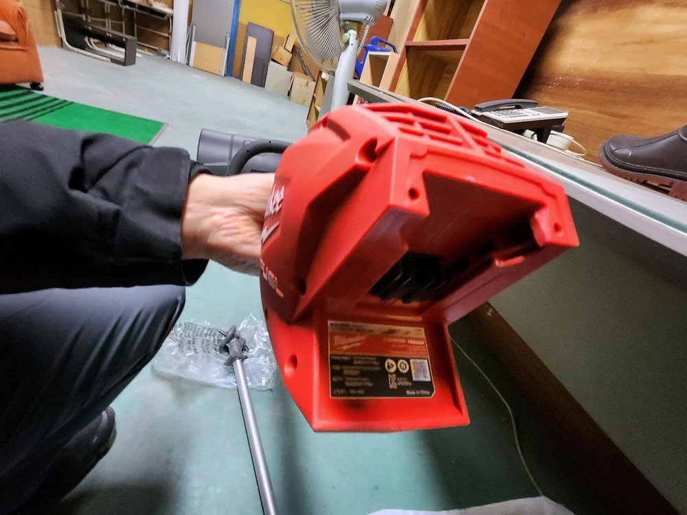 밀워키 m18 롤러 및 예초기 풀세트--1