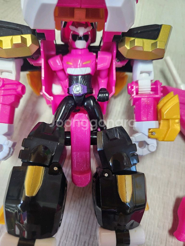 미니특공대 애니멀트론 크로커, 라이온--2