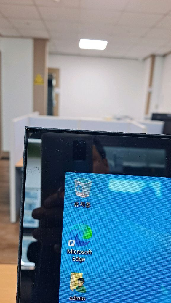 32인치 정전식 터치 모니터 판매--1