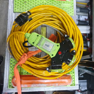 전기선 작업선 리드선 방우형차단기 40M 3P 2.5SQ 공도구검사완료