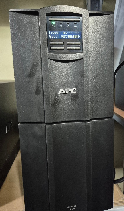apc smt2200i 220/220v 서버용 중고UPS--1