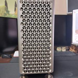 2019 맥프로 판매합니다. 이미지