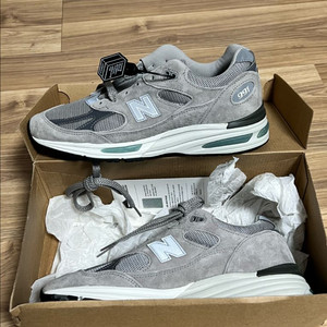 뉴발란스 991v2 그레이