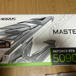 GIGABYTE AORUS 지포스 RTX 5090 MASTER ICE D7 32GB 다시 올려요