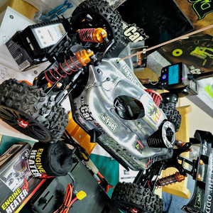 *각종교신가능*니트로엔진RC카1/8하이엔드급JQ theCar풀패키지알씨카셋~바람에언덕에서