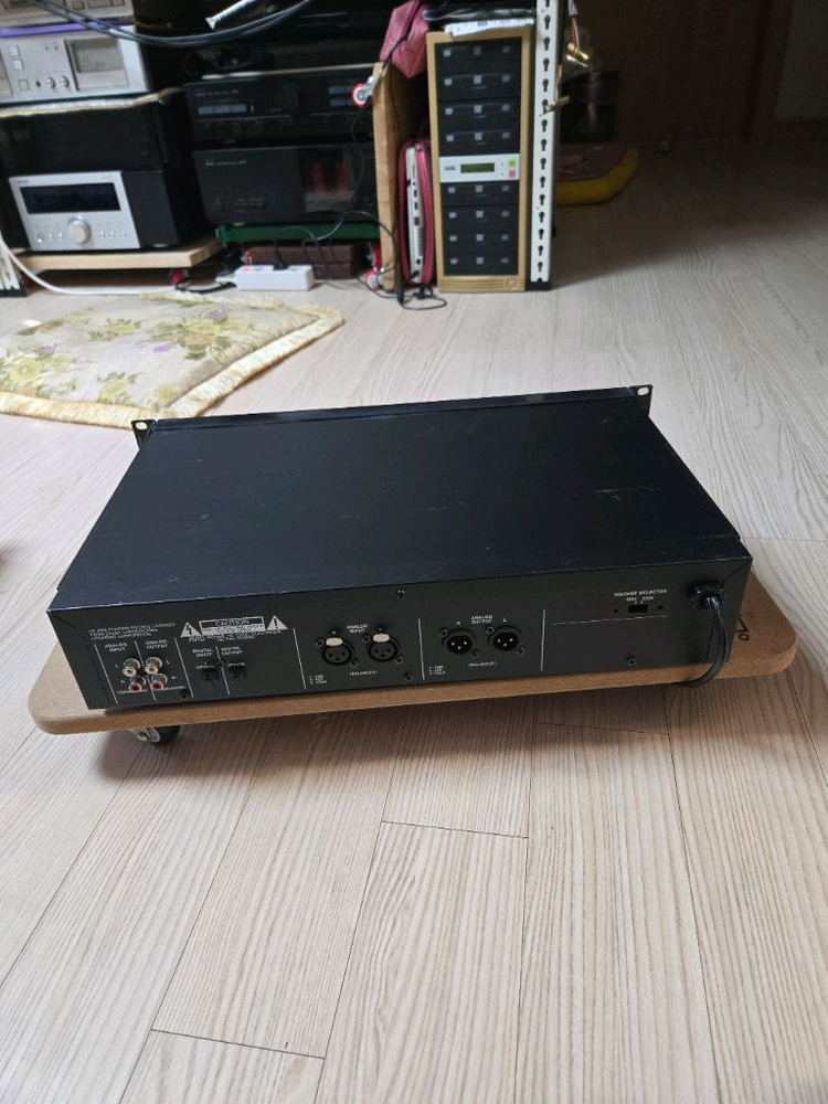 TASCAM MD-301MKII MD 레코더--1