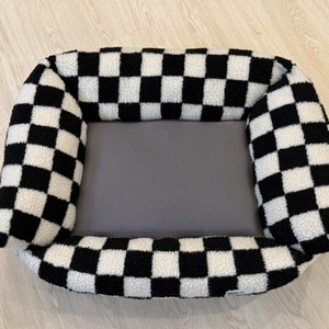 우다다맨숀 체커보드 고양이방석