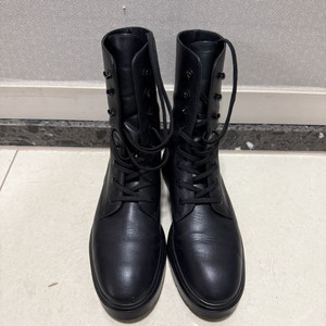 스튜어트 와이츠먼 맥켄지 부티 240mm