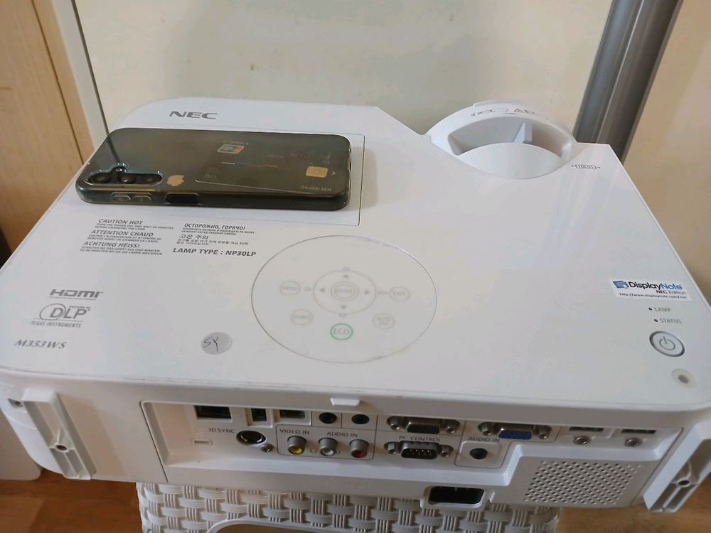 단초점 NEC NP-M353WS 빔프로젝터--1