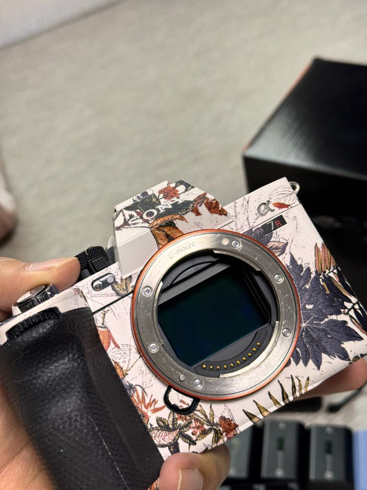 소니 A7R5 바디 풀박스 (배터리 5개, 512GB CF-A카드 포함)--2