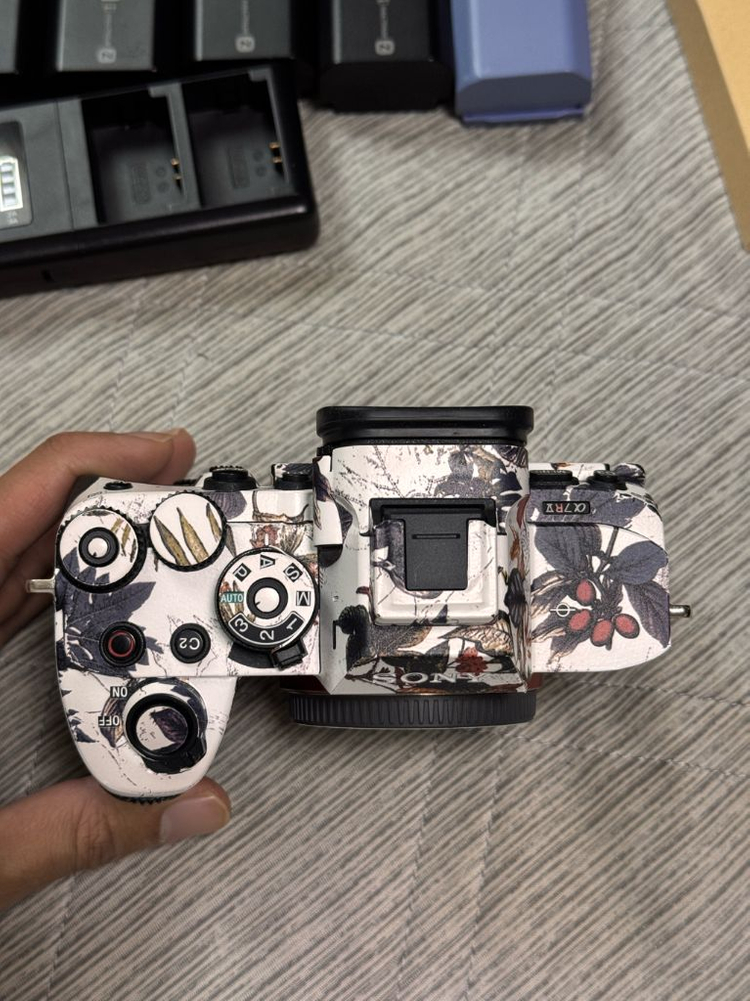 소니 A7R5 바디 풀박스 (배터리 5개, 512GB CF-A카드 포함)--4