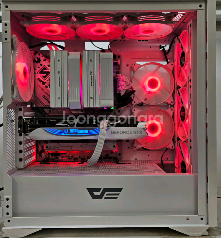 Zotac RTX 4070 Ti SUPER 트리니티 화이트 (27년 11월)--1