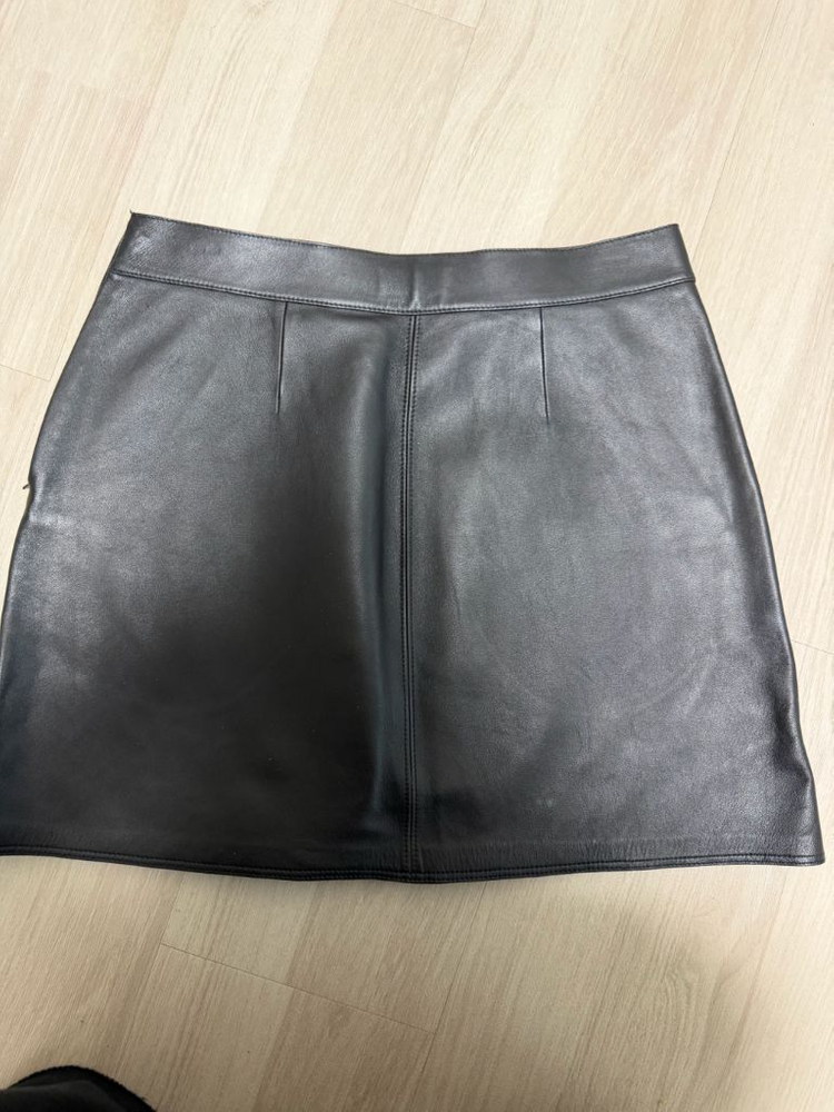 띠어리 가죽스커트--1
