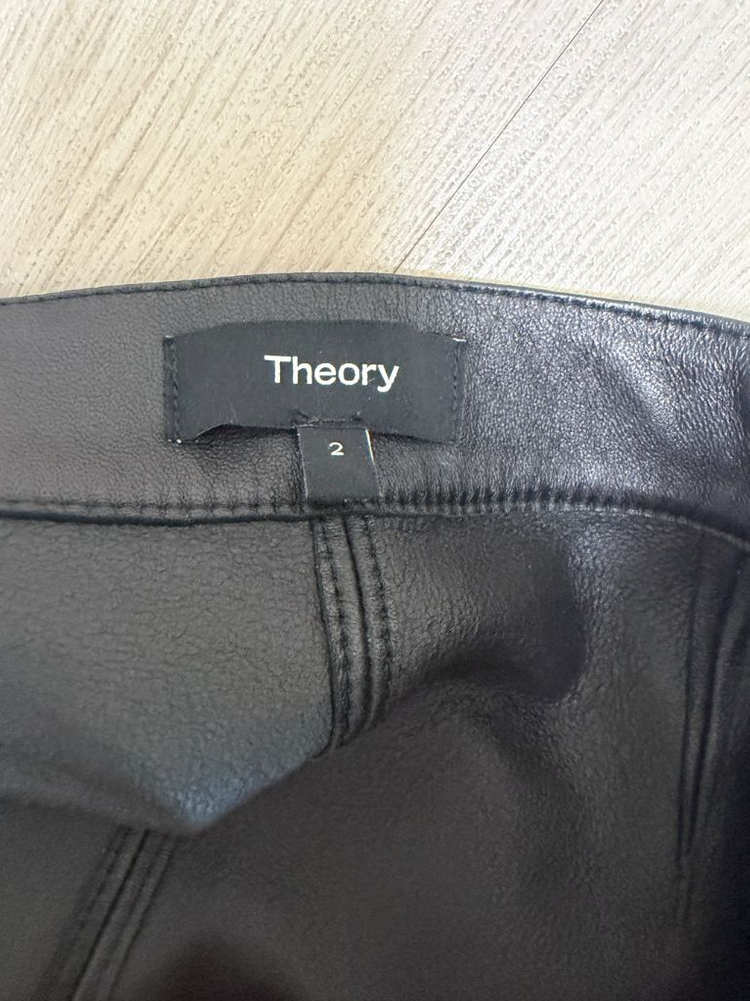 띠어리 가죽스커트--2