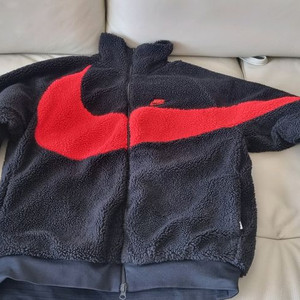 나이키 빅스우시 보아 플리스 풀집 자켓 팝니다.