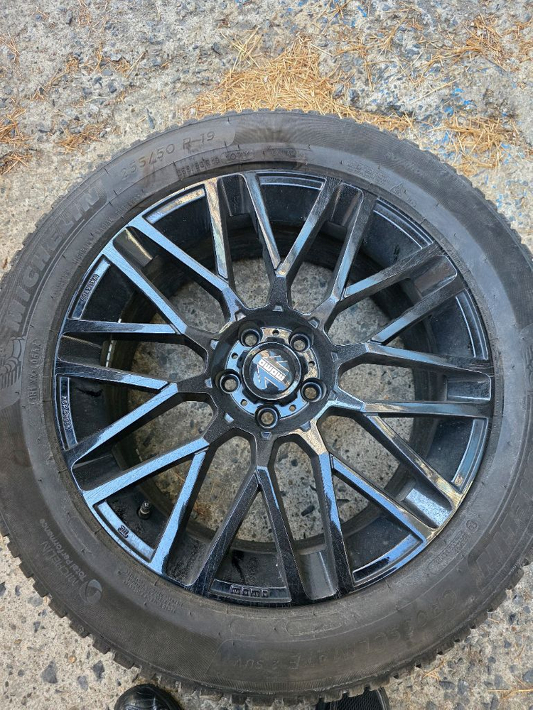 쏘렌토 모모 휠 미쉐린 cc2 타이어 판매 이미지