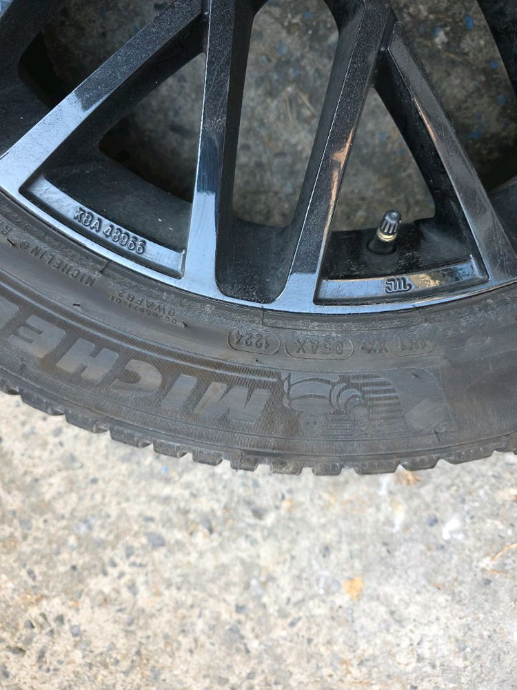 쏘렌토 모모 휠 미쉐린 cc2 타이어 판매 이미지