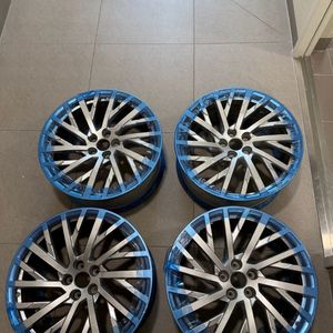 아우디 A8 순정 정품 휠 55TFSI,50TDI / A6,A7,Q5,Q7,Q8 호환가능 판매합니다