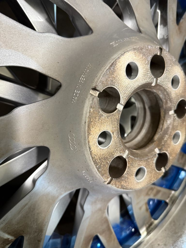 아우디 A8 순정 정품 휠 55TFSI,50TDI / A6,A7,Q5,Q7,Q8 호환가능 판매합니다 이미지