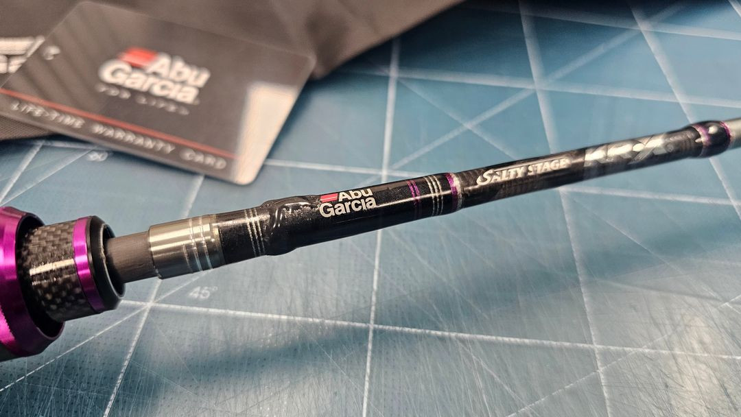 아부가르시아BV8(우핸들),솔티스테이지 KR-X 612-150 사베링 판매합니다--3