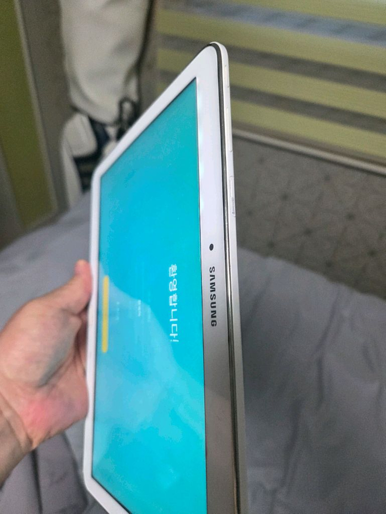 삼성 갤럭시탭4 SMT536--1