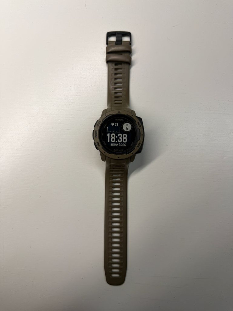 가민 택티컬 인스팅트 코요테 탄 컬러 스포츠워치 손목시계--1