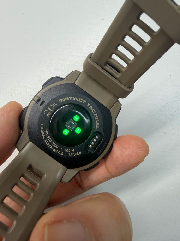 가민 택티컬 인스팅트 코요테 탄 컬러 스포츠워치 손목시계--2