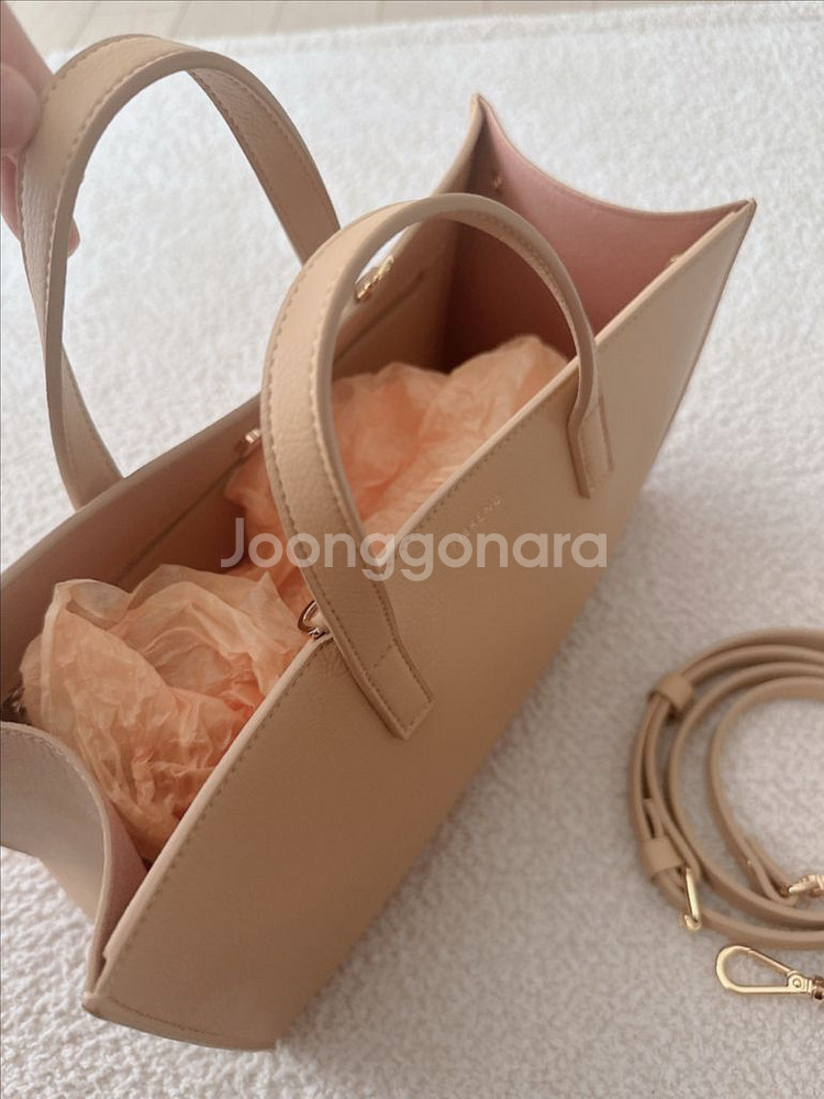 피브레노 롱 피콜리나 백 34머쉬룸 컬러 +투톤스트랩 새상품 fibreno 베이지가방 피브레노가방 토트백 숄더백--1