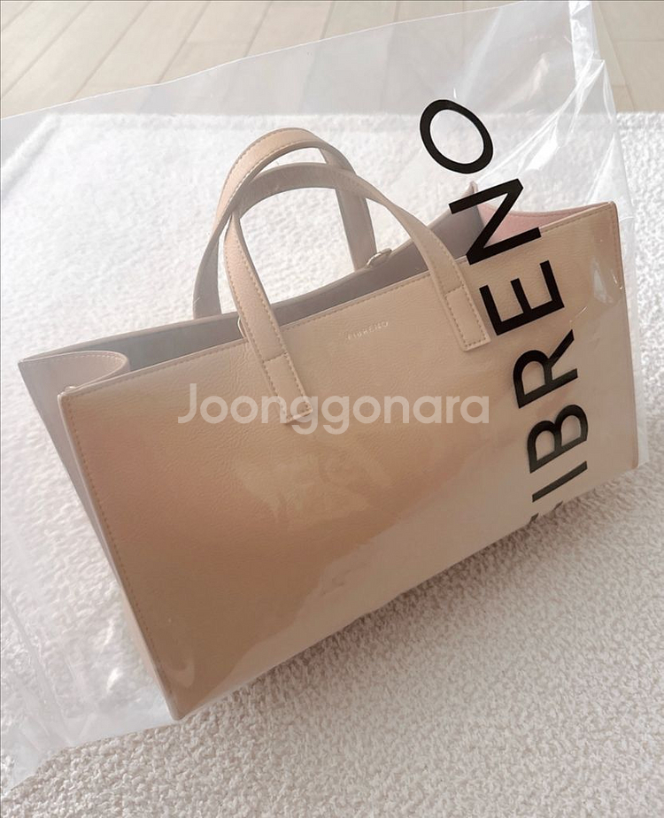 피브레노 롱 피콜리나 백 34머쉬룸 컬러 +투톤스트랩 새상품 fibreno 베이지가방 피브레노가방 토트백 숄더백--5