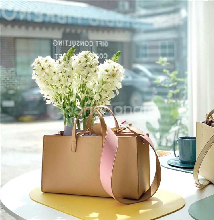 피브레노 롱 피콜리나 백 34머쉬룸 컬러 +투톤스트랩 새상품 fibreno 베이지가방 피브레노가방 토트백 숄더백--6