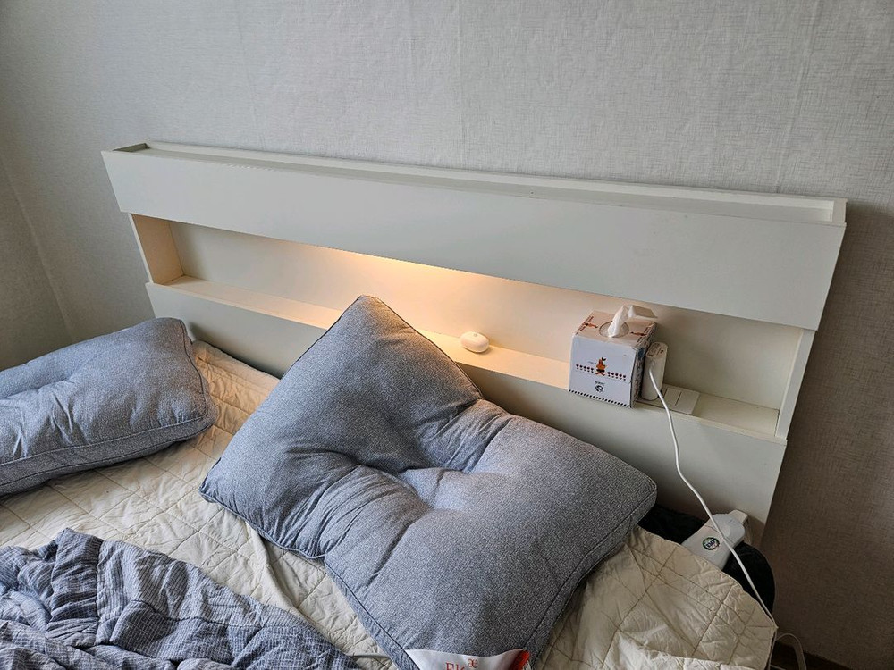 (경기도이천)퀸사이즈 침대 프레임 매트리스 이미지