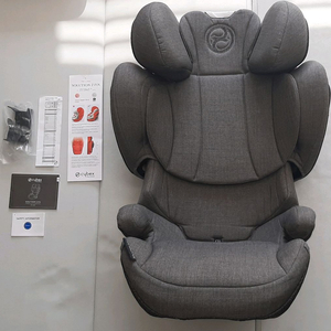 싸이벡스 제트픽스 플러스 카시트 그레이 색상 25만원에 팔아요~ 이미지