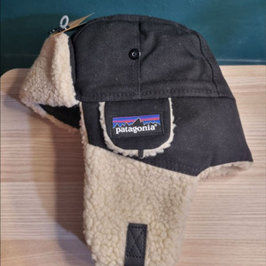 파타고니아트루퍼햇. 군밤모자. 캠핑모자. 방한모자 이미지