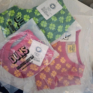 던스 겨울시즌 클로버(트리 그린, 레드) 보넷, 배기 등 이미지