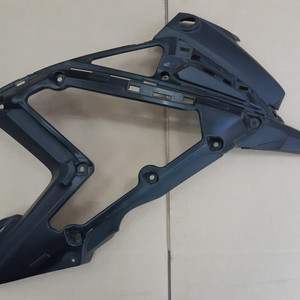 혼다 NC 750X 18~ 순정 미들 사이드 인너 커버 카울 (우)판매합니다 이미지