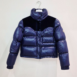 [중고명품셀렉트]몽클레어 Narmada 여성 숏 패딩 사이즈 1