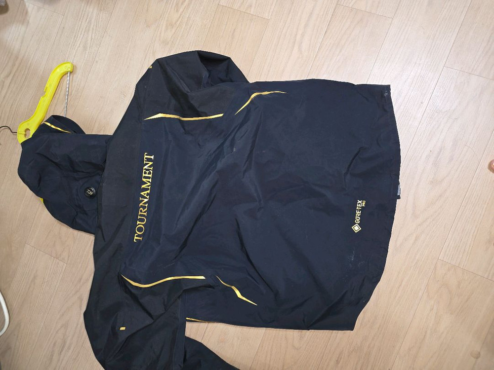 낚시복 세트다이와고어텍스 이미지