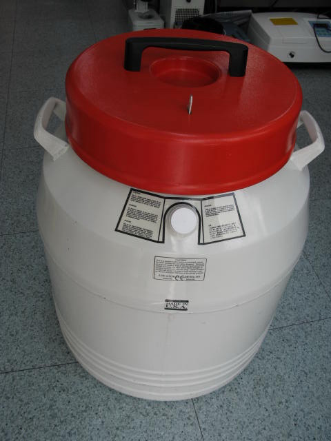 Locator jr Plus. 질소통 이미지